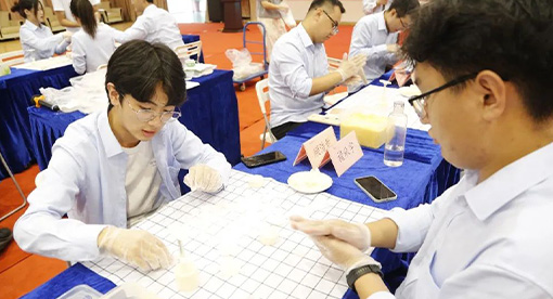 邁安德“感念師恩，月圓情濃”冰皮月餅DIY主題活動