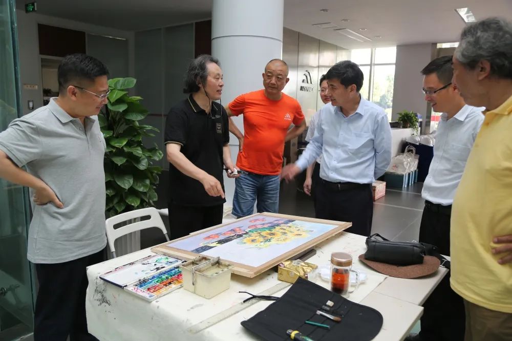 邗江政協藝術家慶賀邁安德二十耕耘